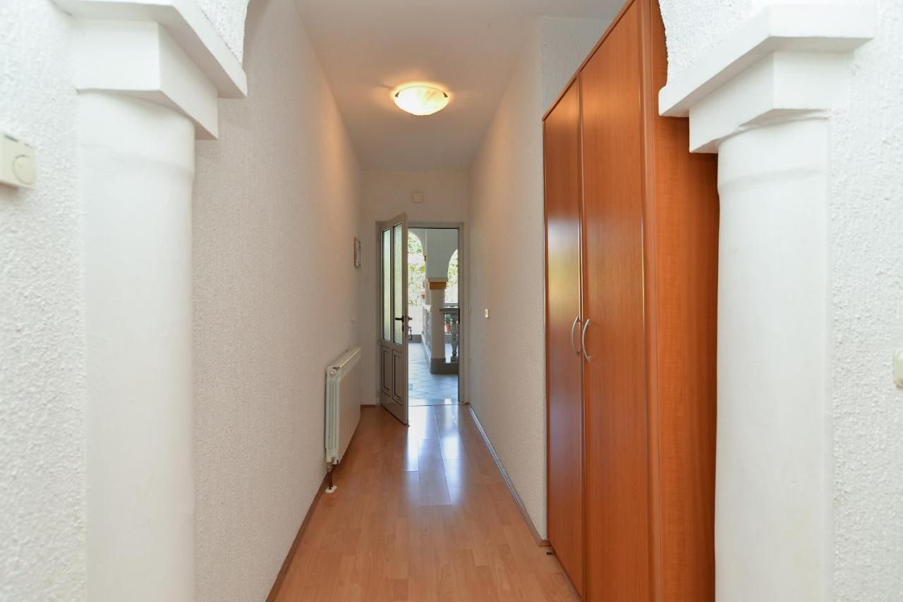 Apartments Vrcevan 811 Medulin Exteriör bild