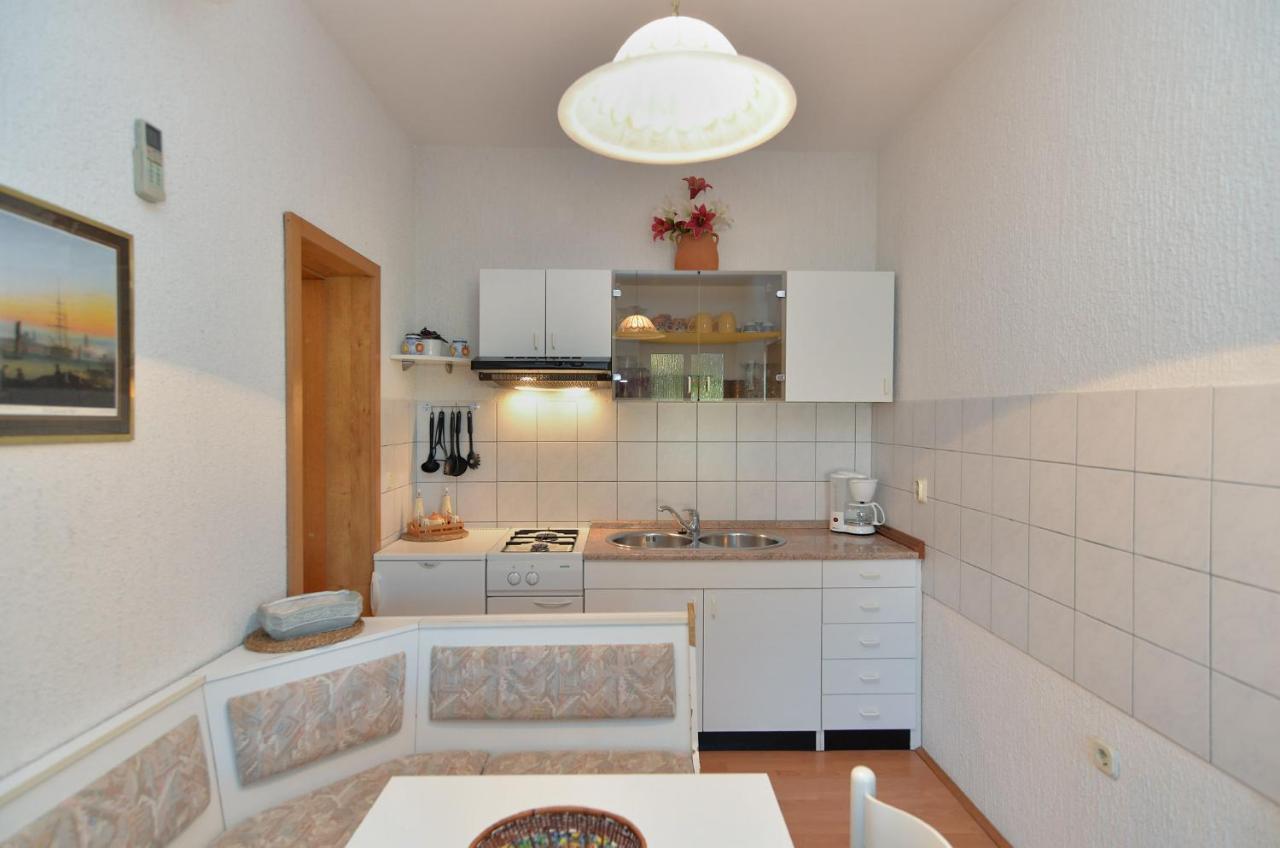 Apartments Vrcevan 811 Medulin Exteriör bild